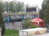 02. bij het stadion